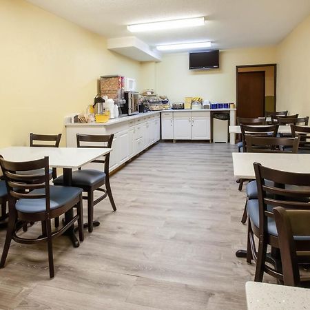 Days Inn By Wyndham Cadillac Luaran gambar
