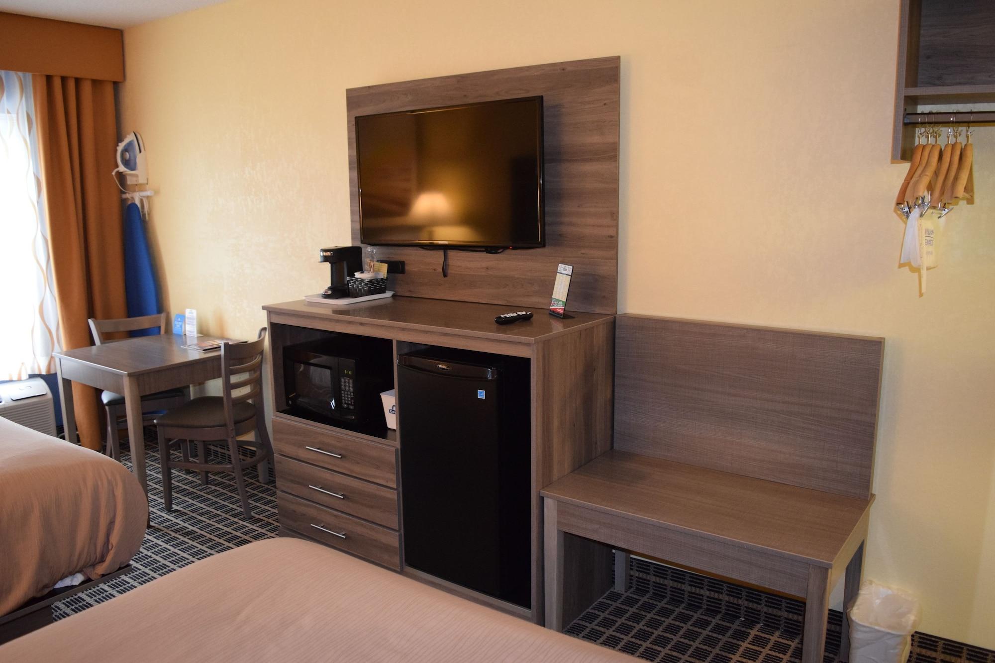Days Inn By Wyndham Cadillac Luaran gambar