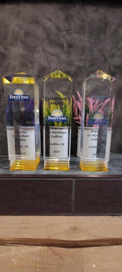 Days Inn By Wyndham Cadillac Luaran gambar