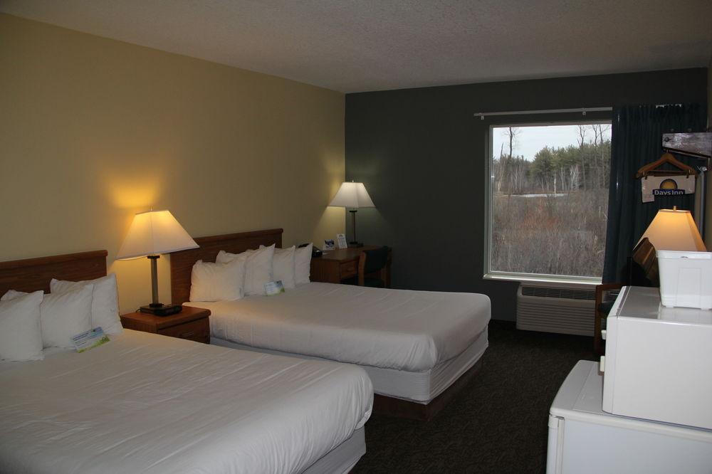 Days Inn By Wyndham Cadillac Luaran gambar